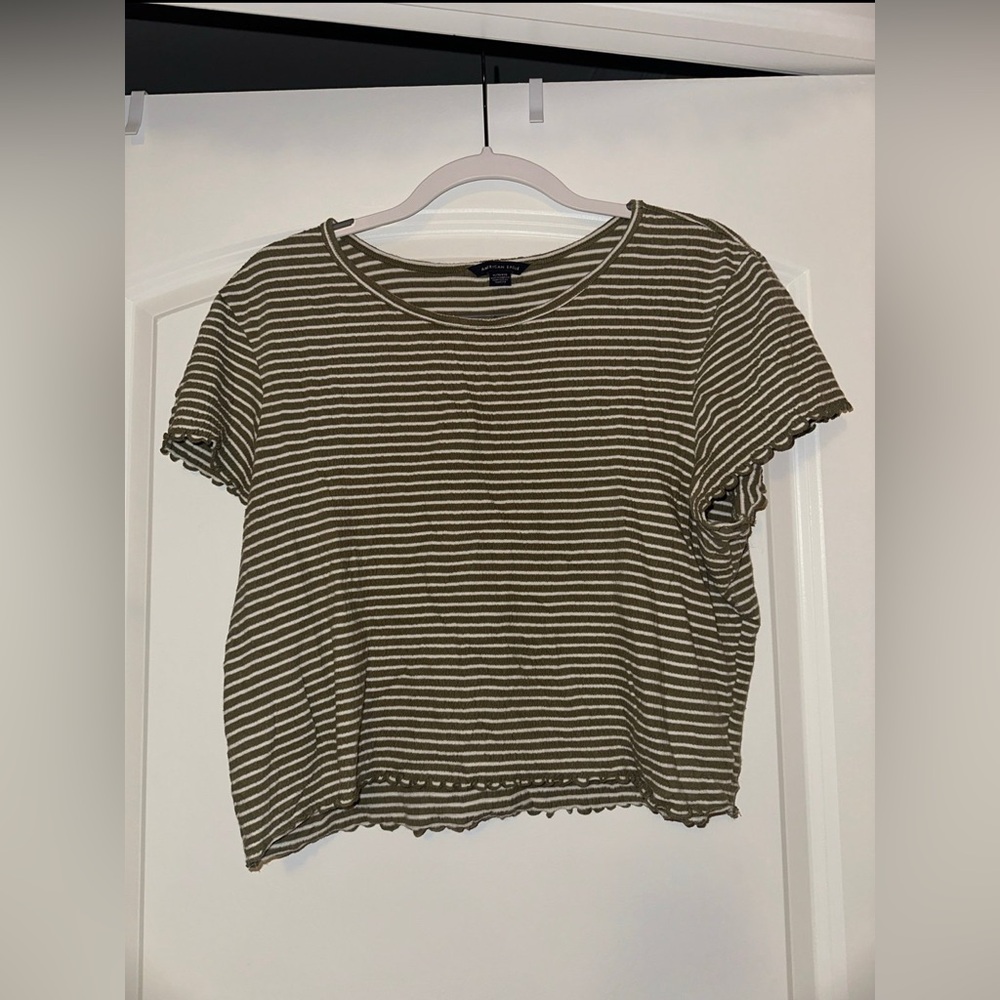 American Eagle Crop Top